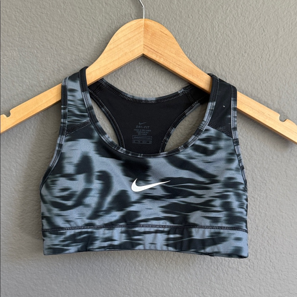 Nike Black and Gray Patterned Dri-FIT Sports Bra